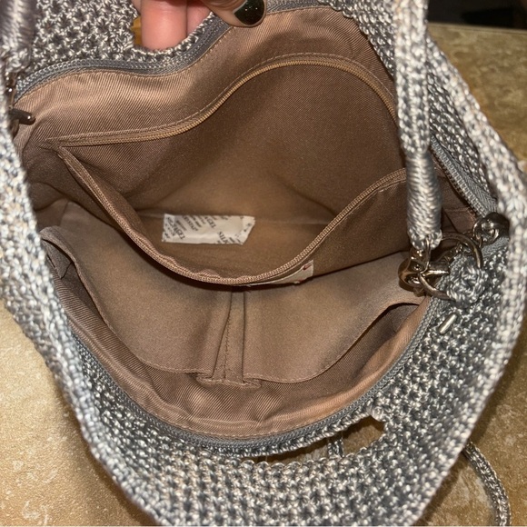 The Sak Linden Convertible Crossbody Bag Hand
Crochet / Made in Bali - Picture 4 of 6